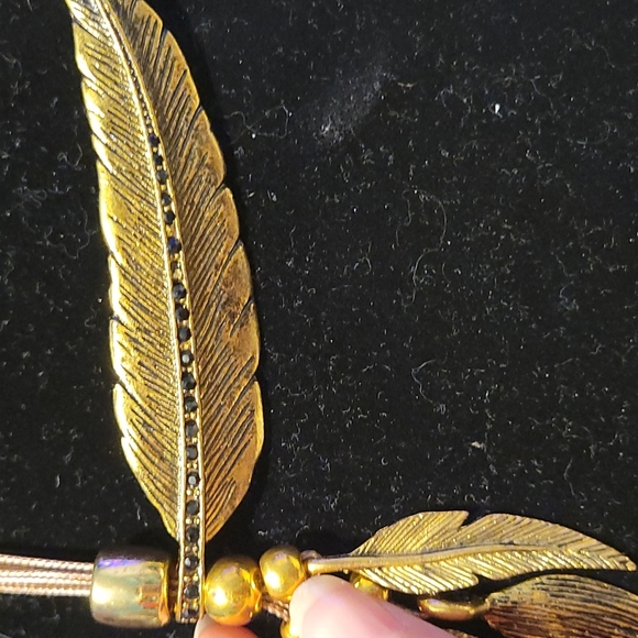 Nacklace - Picture 5 of 5